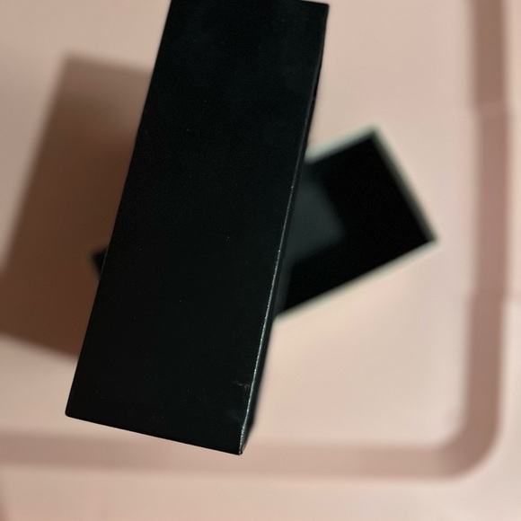 Chanel Coral & Tweed Chain Clover Charm Bracelet plus Box - Picture 13 of 13